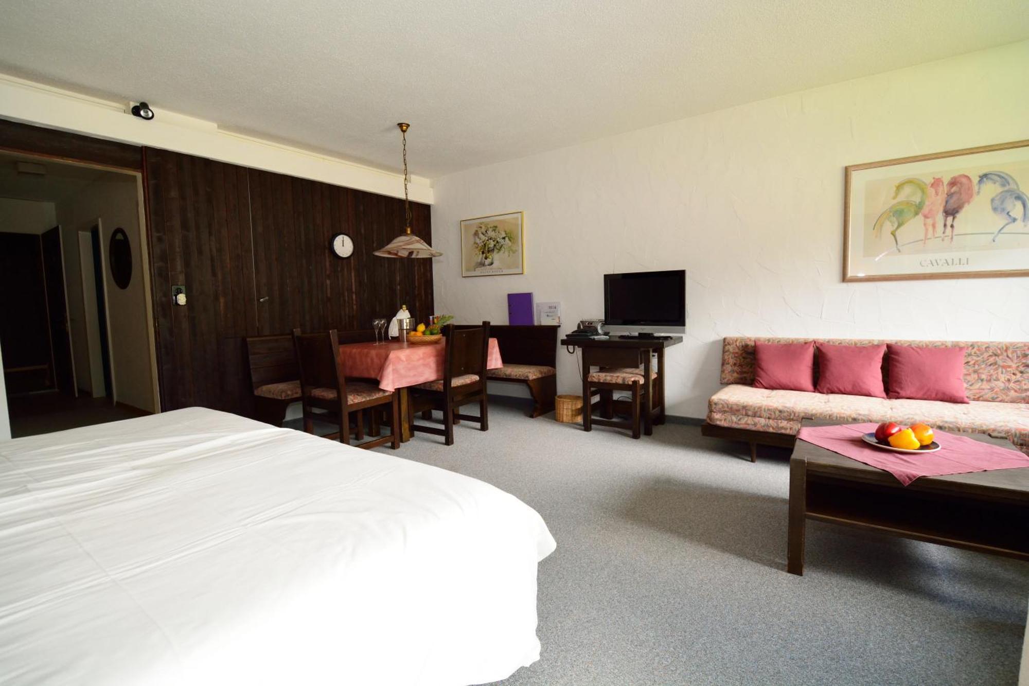 Ferienwohnungen Chesa Clois 24 Lenzerheide Oda fotoğraf